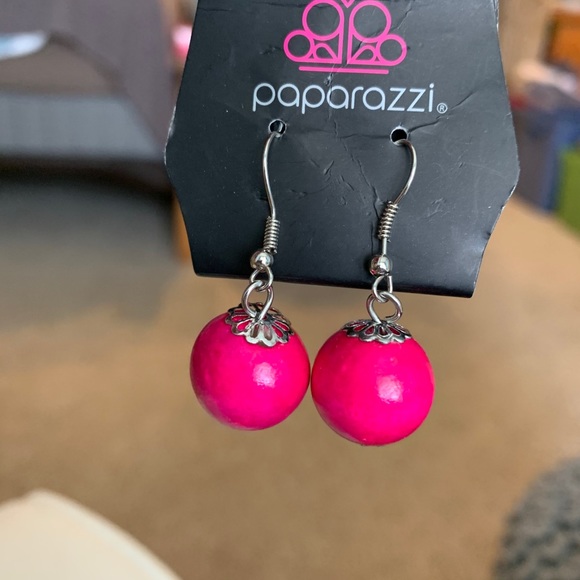 Paparazzi - Picture 2 of 2